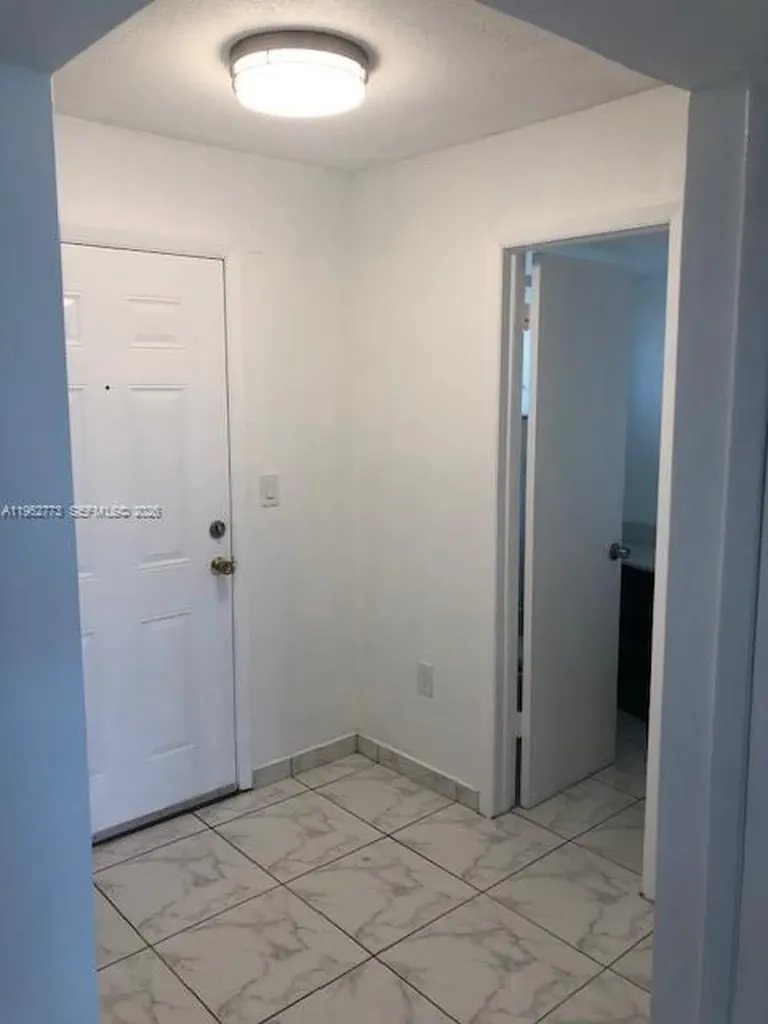 1201 NE 191st Street Miami FL 33179