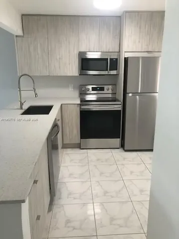 1201 NE 191st Street Miami FL 33179