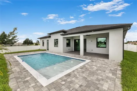 4330 NW 34th Avenue Cape Coral FL 33993