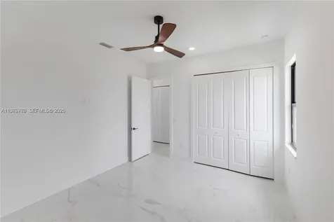 4330 NW 34th Avenue Cape Coral FL 33993