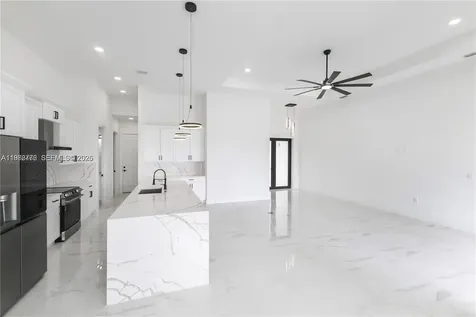 4330 NW 34th Avenue Cape Coral FL 33993