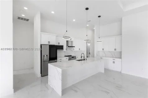 4330 NW 34th Street Cape Coral FL 33993
