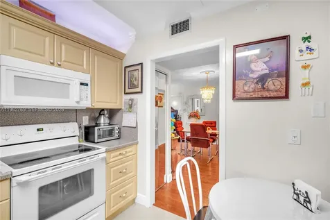 4160 Inverrary Drive Lauderhill FL 33319