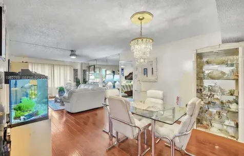 4160 Inverrary Drive Lauderhill FL 33319