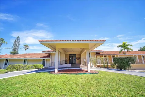 4160 Inverrary Drive Lauderhill FL 33319