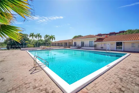 4160 Inverrary Drive Lauderhill FL 33319