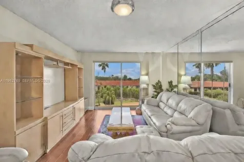 4160 Inverrary Drive Lauderhill FL 33319