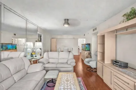 4160 Inverrary Drive Lauderhill FL 33319