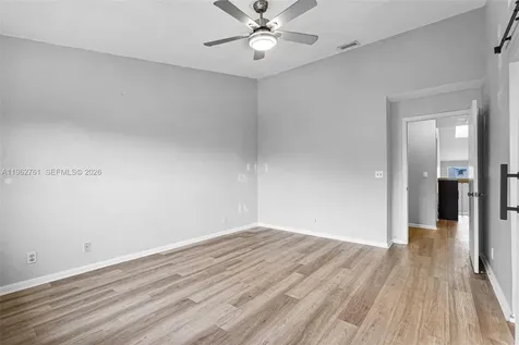 2149 W Discovery Circle W Deerfield Beach FL 33442