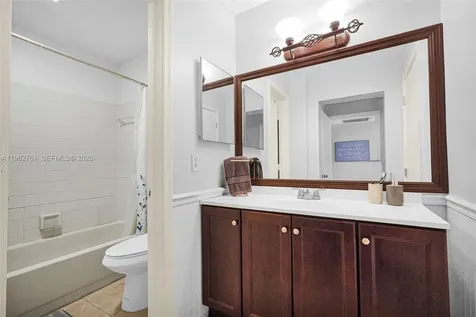 2149 W Discovery Circle W Deerfield Beach FL 33442