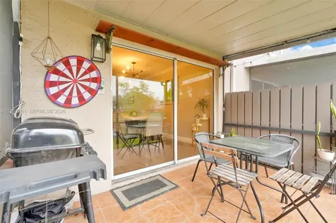 2149 W Discovery Circle W Deerfield Beach FL 33442
