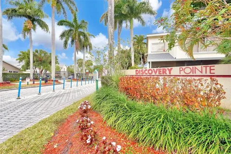 2149 W Discovery Circle W Deerfield Beach FL 33442