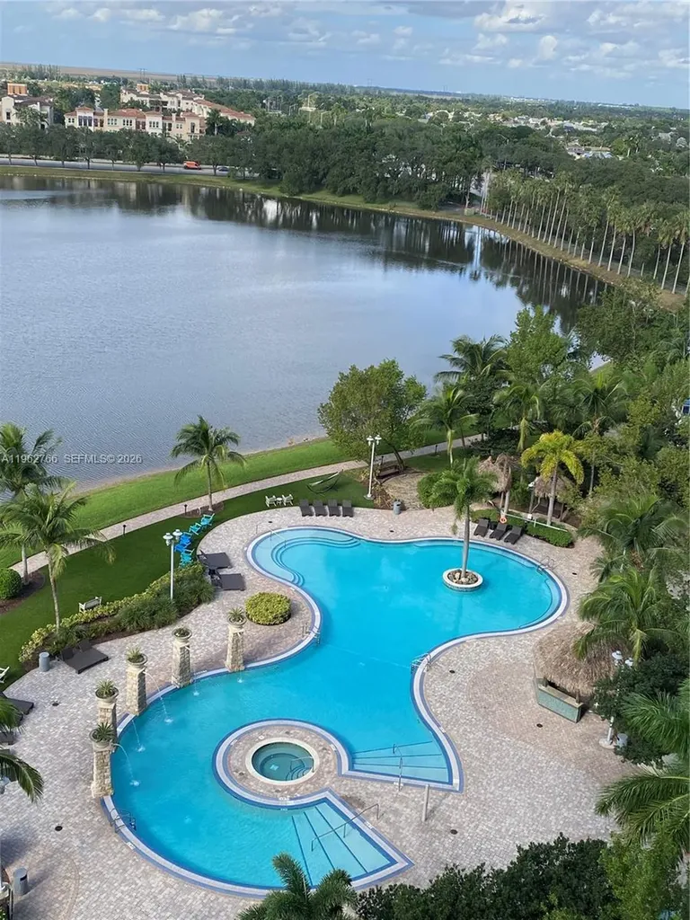 2681 N Flamingo Road Sunrise FL 33323