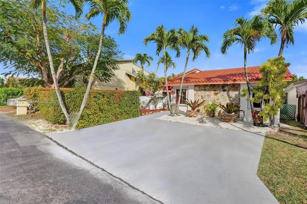 3515 SW 113th Court Miami FL 33165
