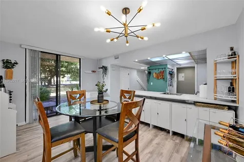 781 SE 1st Way Deerfield Beach FL 33441