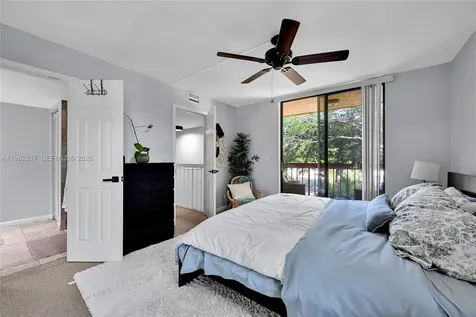 781 SE 1st Way Deerfield Beach FL 33441