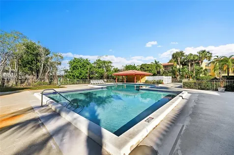 781 SE 1st Way Deerfield Beach FL 33441