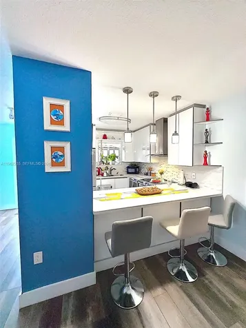 6761 NW 182nd Street Hialeah FL 33015