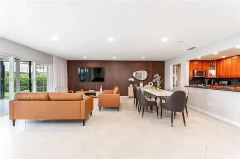 21320 NE 25th Court Miami FL 33180