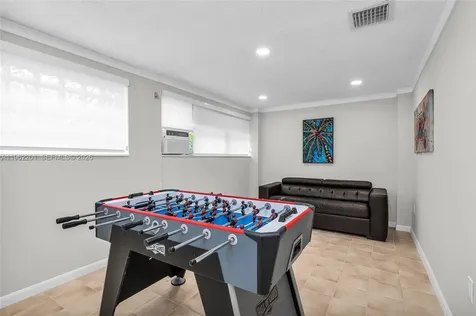 21320 NE 25th Court Miami FL 33180