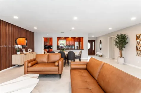 21320 NE 25th Court Miami FL 33180