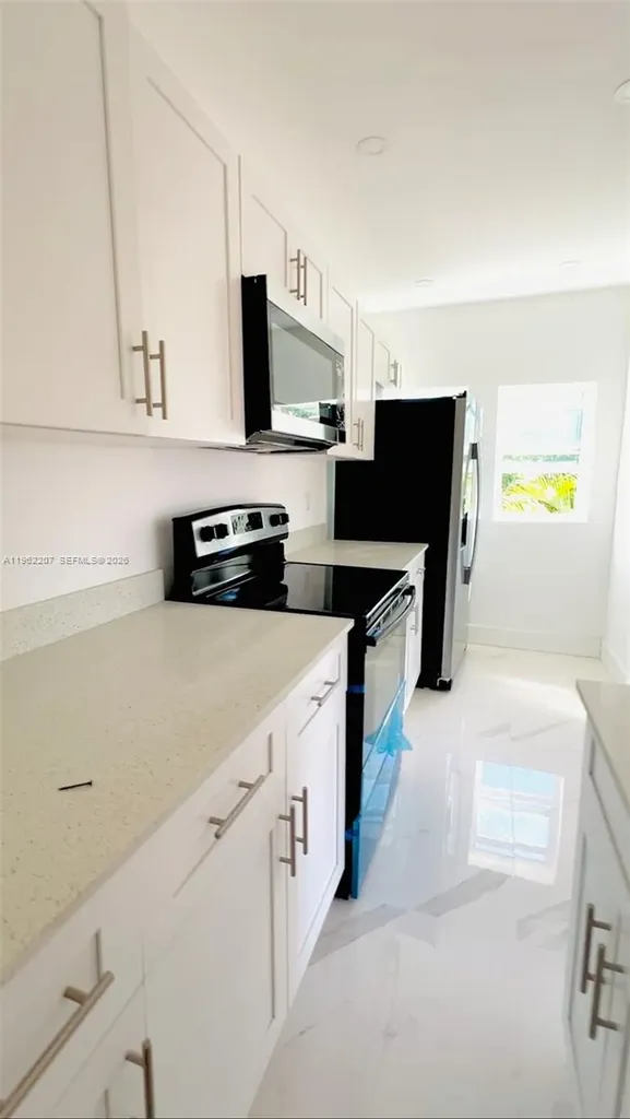 1015 S 17th Avenue Hollywood FL 33020