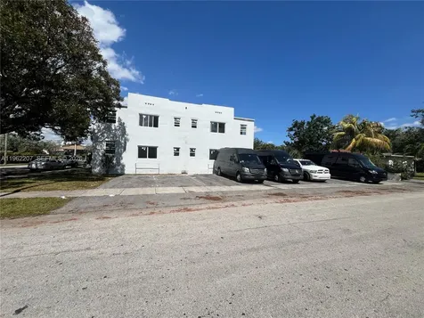 1015 S 17th Avenue Hollywood FL 33020