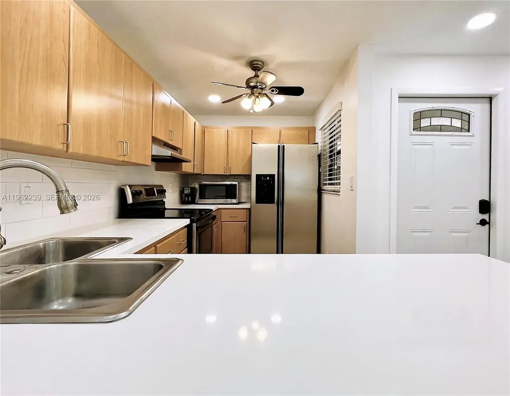 499 SE 13th Street Fort Lauderdale FL 33316