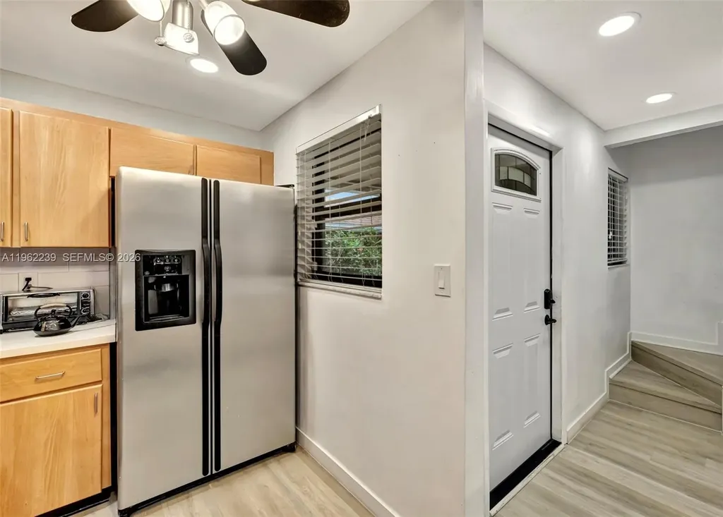 499 SE 13th Street Fort Lauderdale FL 33316