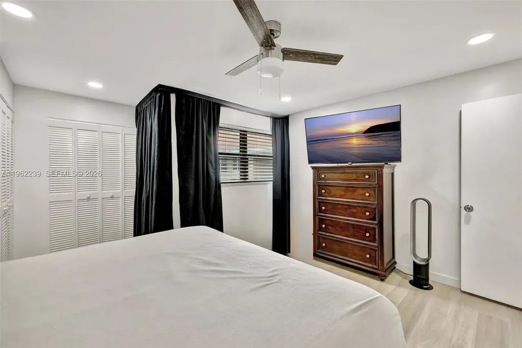 499 SE 13th Street Fort Lauderdale FL 33316