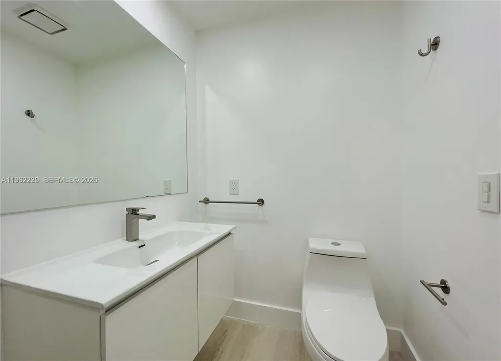 499 SE 13th Street Fort Lauderdale FL 33316