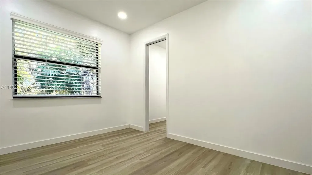 499 SE 13th Street Fort Lauderdale FL 33316