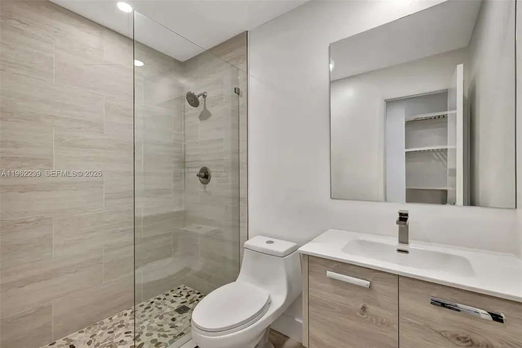 499 SE 13th Street Fort Lauderdale FL 33316