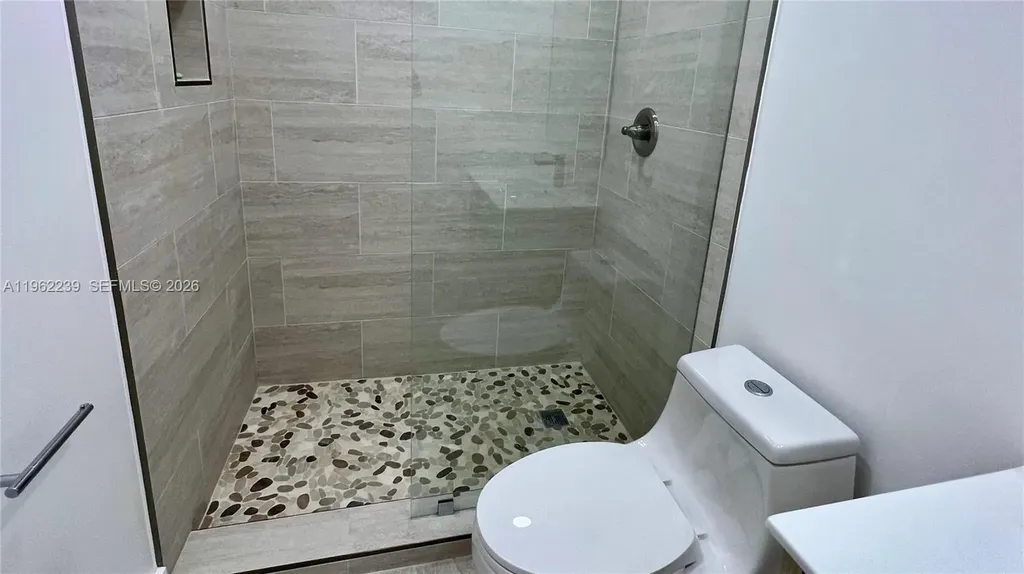 499 SE 13th Street Fort Lauderdale FL 33316