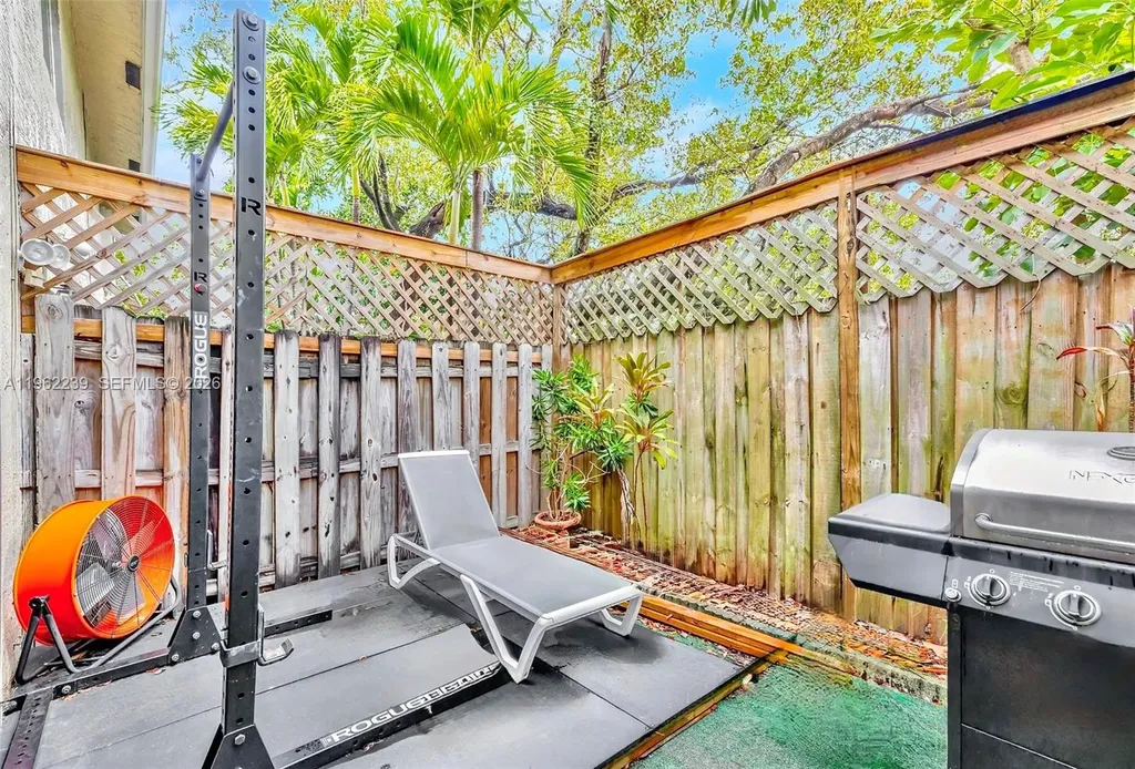 499 SE 13th Street Fort Lauderdale FL 33316