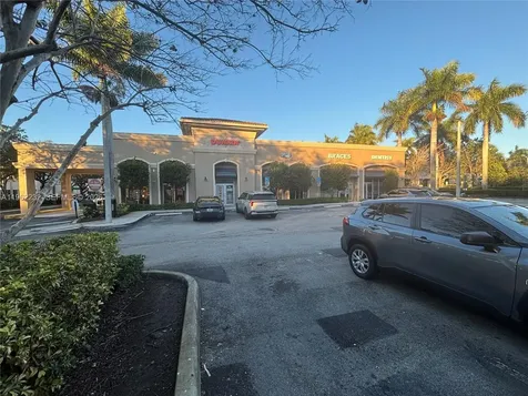 2575 Glades Circle Weston FL 33327
