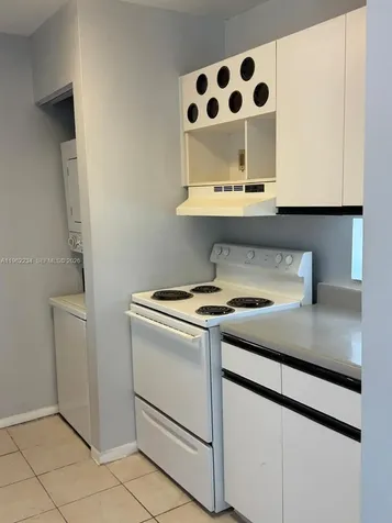 8710 SW 3rd Street Pembroke Pines FL 33025