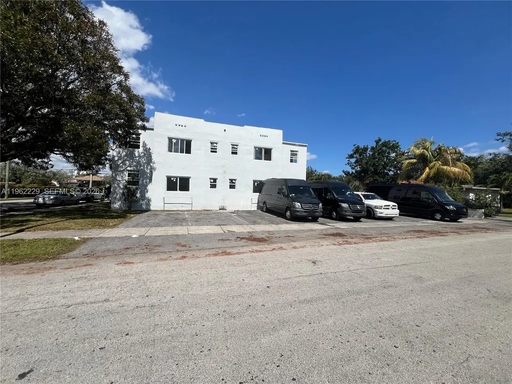 1015 S 17th Avenue Hollywood FL 33020