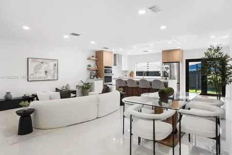 12330 SW 195th Terrace Miami FL 33177