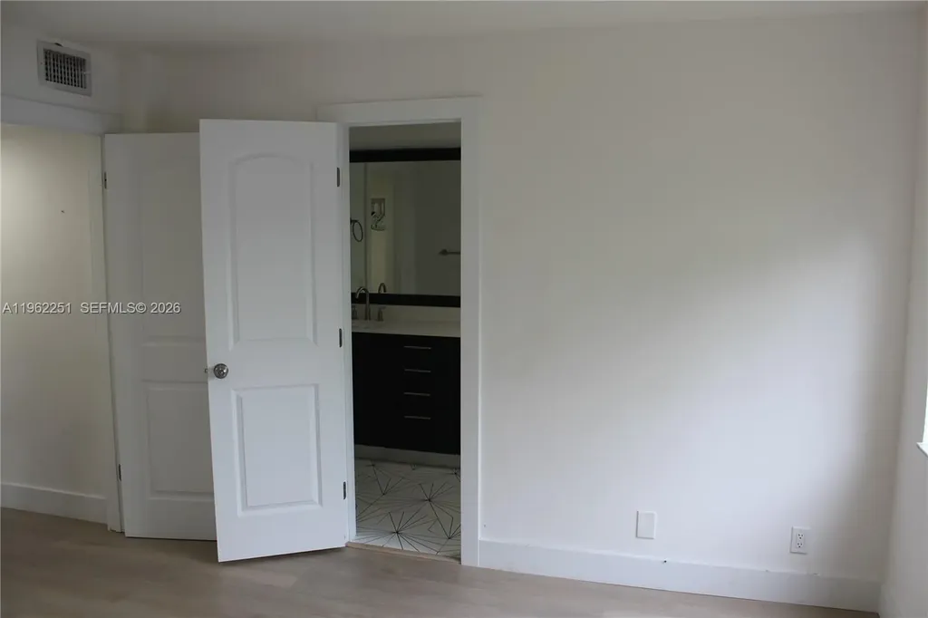 955 Egret Circle Delray Beach FL 33444
