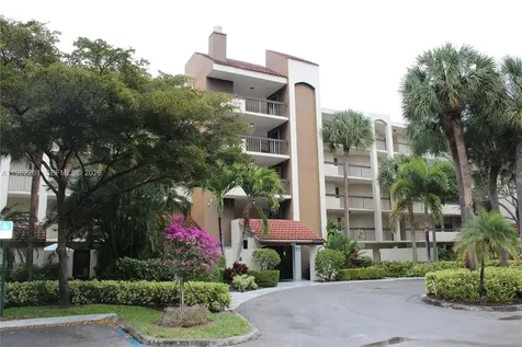 955 Egret Circle Delray Beach FL 33444