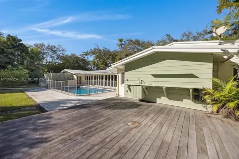 6630 SW 102nd Street Pinecrest FL 33156