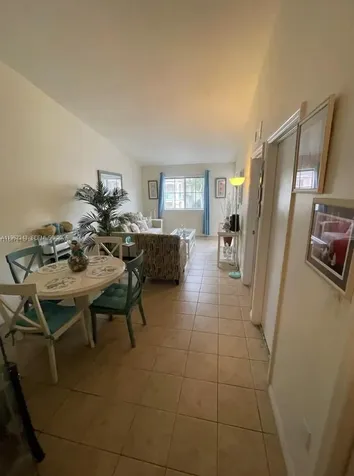 1270 SE 31st Court Homestead FL 33035