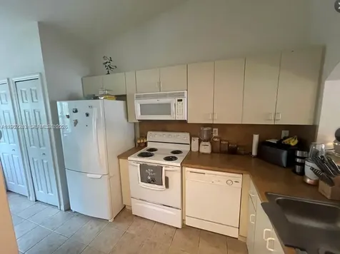 1270 SE 31st Court Homestead FL 33035