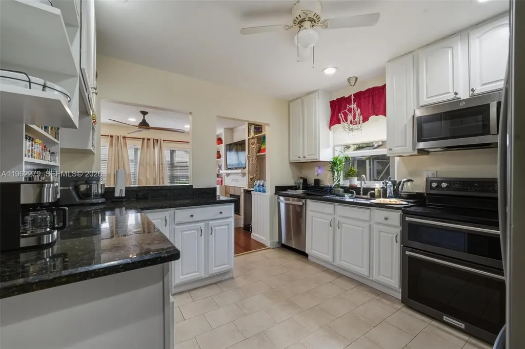 10308 Greenbriar Court Boca Raton FL 33498