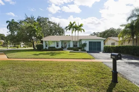 10308 Greenbriar Court Boca Raton FL 33498