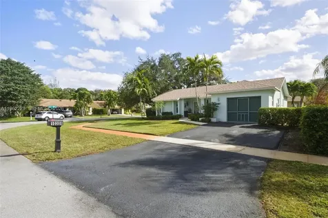 10308 Greenbriar Court Boca Raton FL 33498
