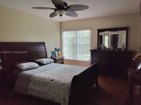 4168 Inverrary Drive Lauderhill FL 33319