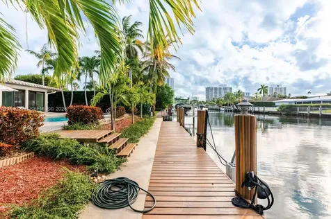 636 Hibiscus Drive Hallandale Beach FL 33009