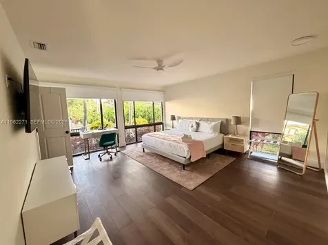 636 Hibiscus Drive Hallandale Beach FL 33009